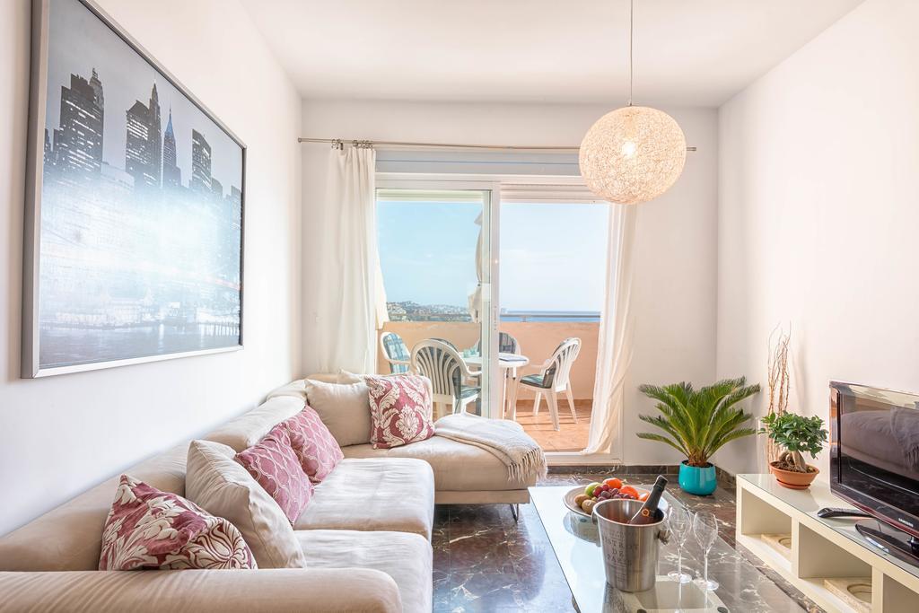 Carvajal Luxury Apartments - Free Parking Fuengirola Exterior photo