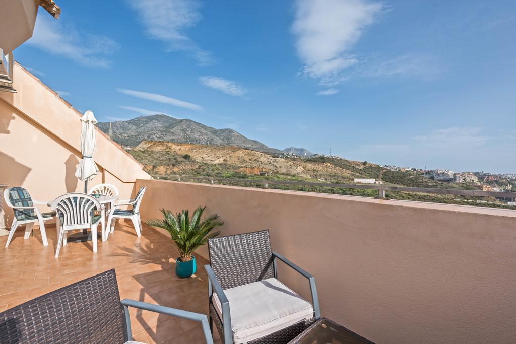 Carvajal Luxury Apartments - Free Parking Fuengirola Exterior photo