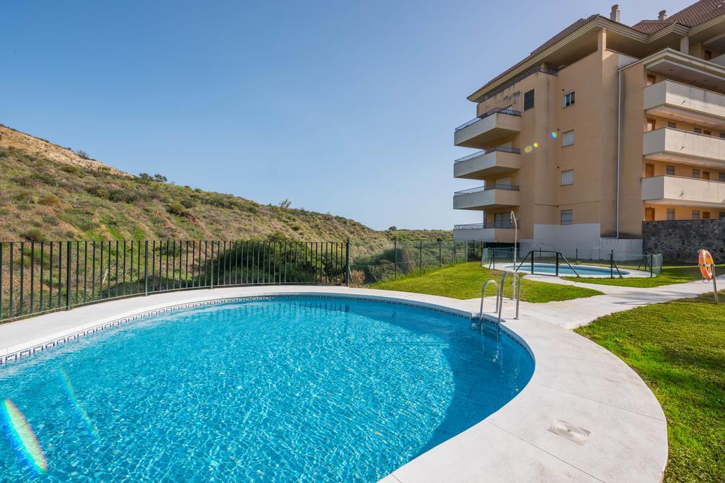 Carvajal Luxury Apartments - Free Parking Fuengirola Exterior photo