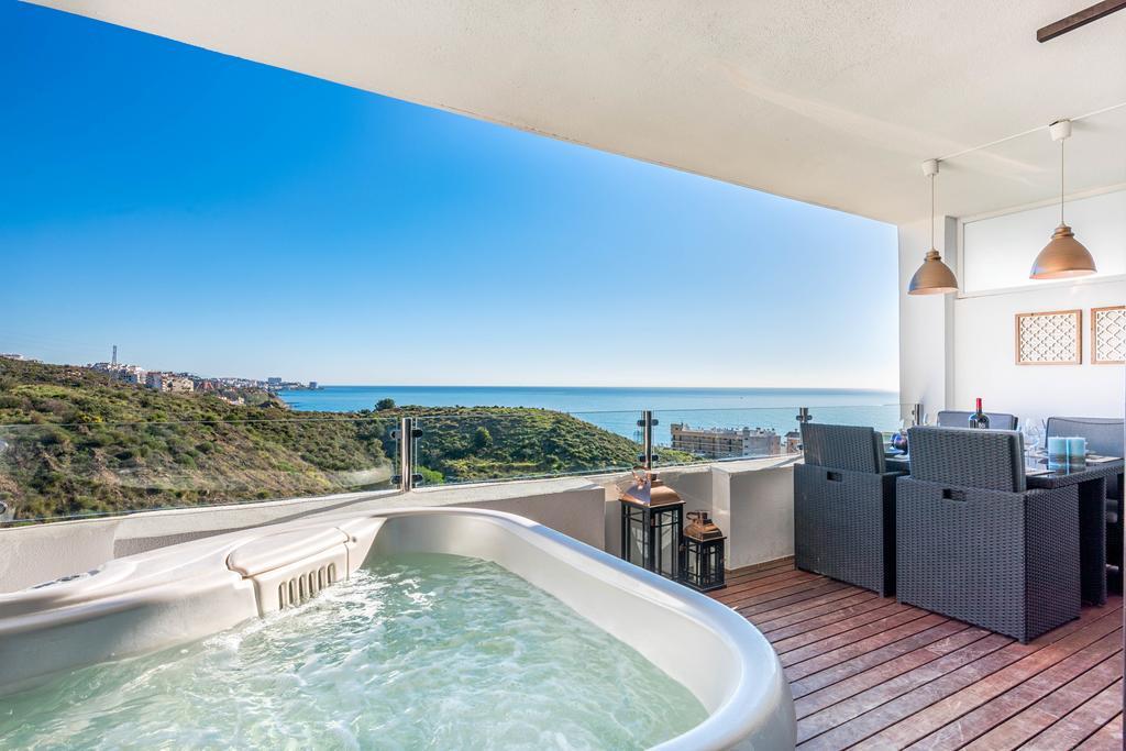 Carvajal Luxury Apartments - Free Parking Fuengirola Exterior photo